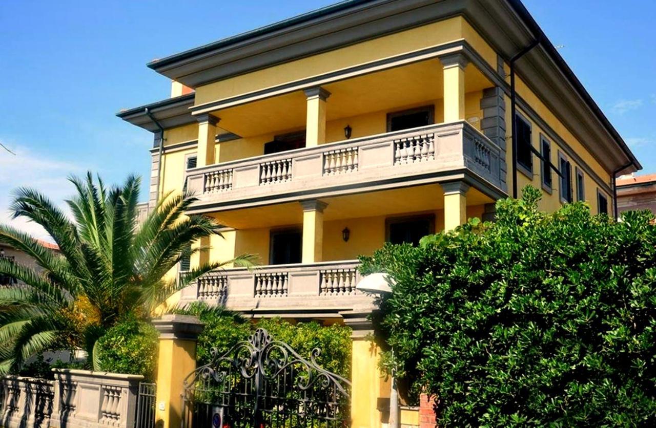 Appartamenti Fronte Mare Castiglioncello Exterior foto
